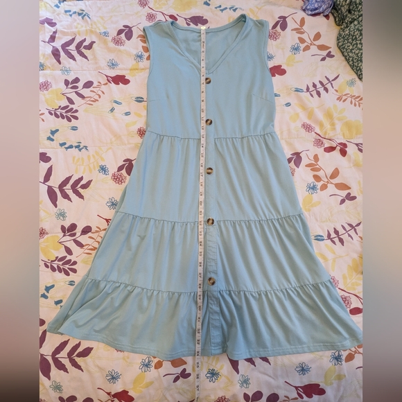 Sleeveless dress - Picture 1 of 4